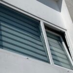 ventana oscilobatiente de pvc color blanco
