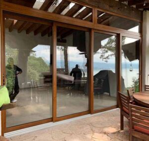 Cancelería de PVC, aluminio y vidrio