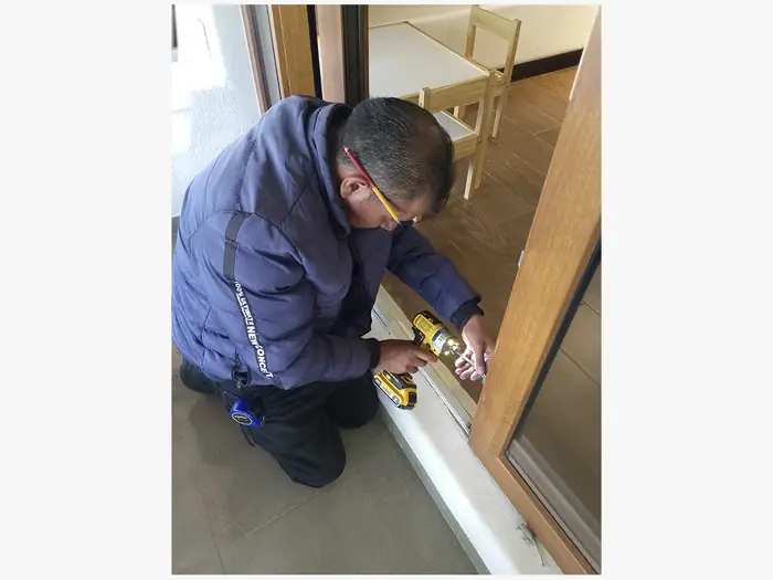 Reparación a Puertas y ventanas de PVC Toluca , Metepec y Ciudad de México