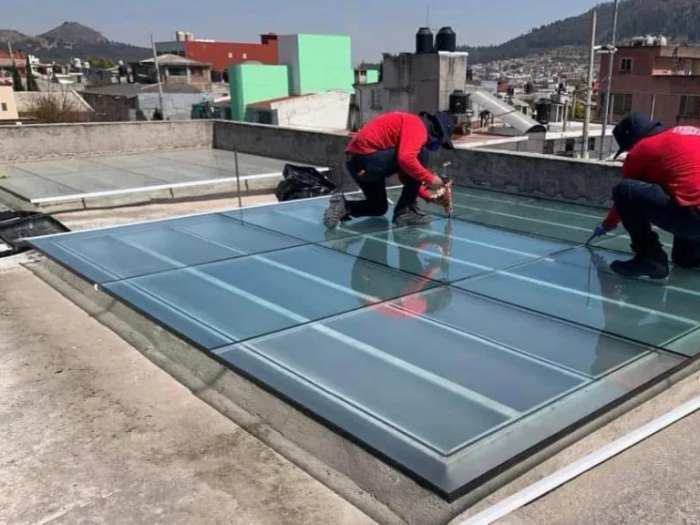Domo de aluminio y vidrio templado en Toluca y Metepec